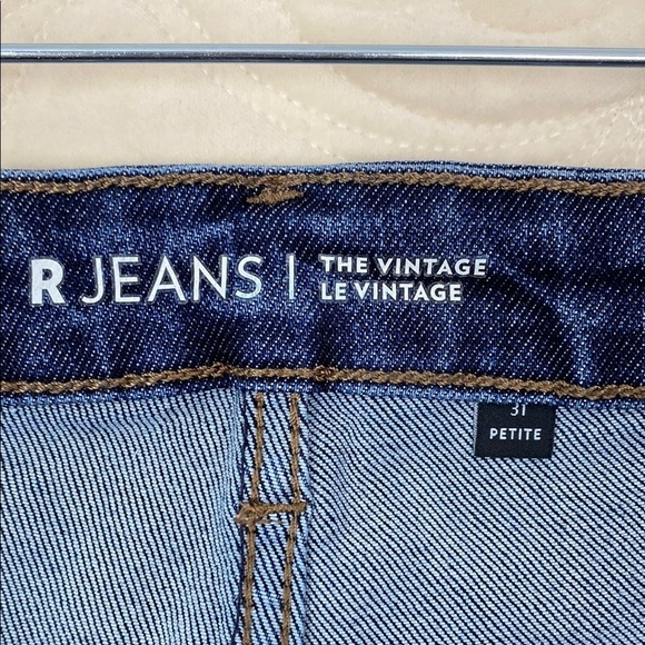 R Jeans The Vintage Blue 31Petite Mid Rise Straight Leg - Picture 3 of 9
